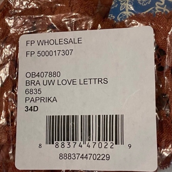 FREE PEOPLE Lace Bra Love Letters Convertible Straps Strapless Halter Red NWT - Picture 14 of 15